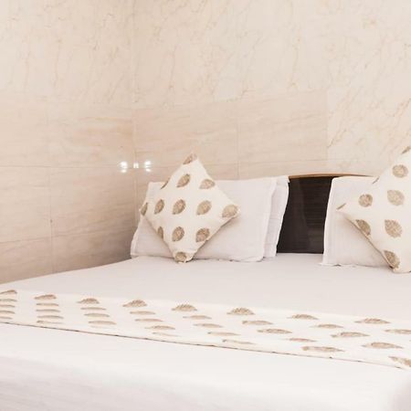 Hotel Star Suite Mumbai Exterior photo